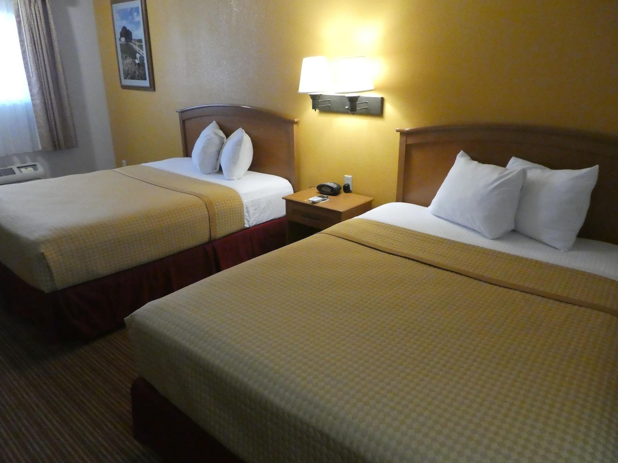 Travelodge By Wyndham Lemoore Near Naval Air Station Extérieur photo