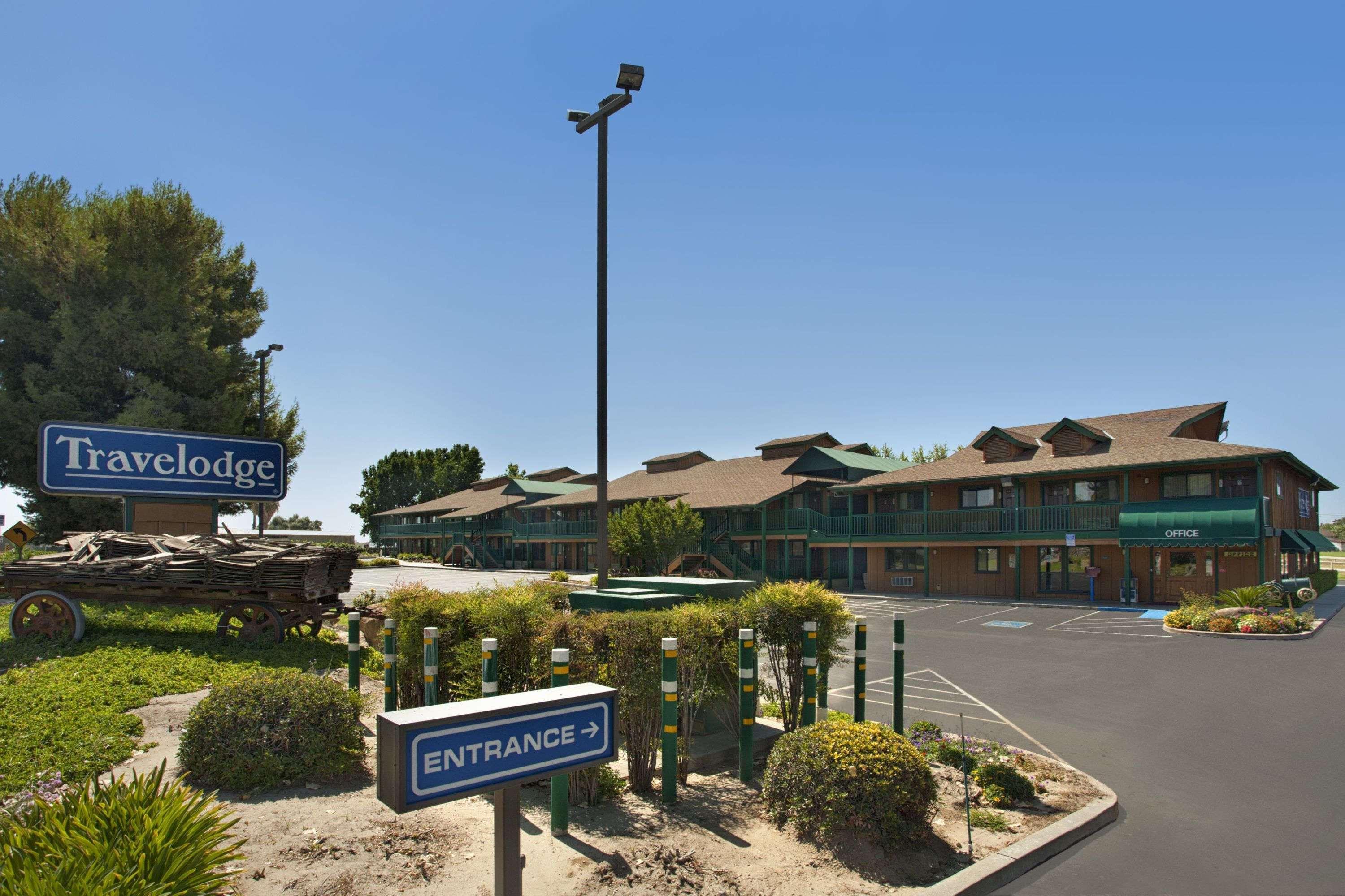Travelodge By Wyndham Lemoore Near Naval Air Station Extérieur photo