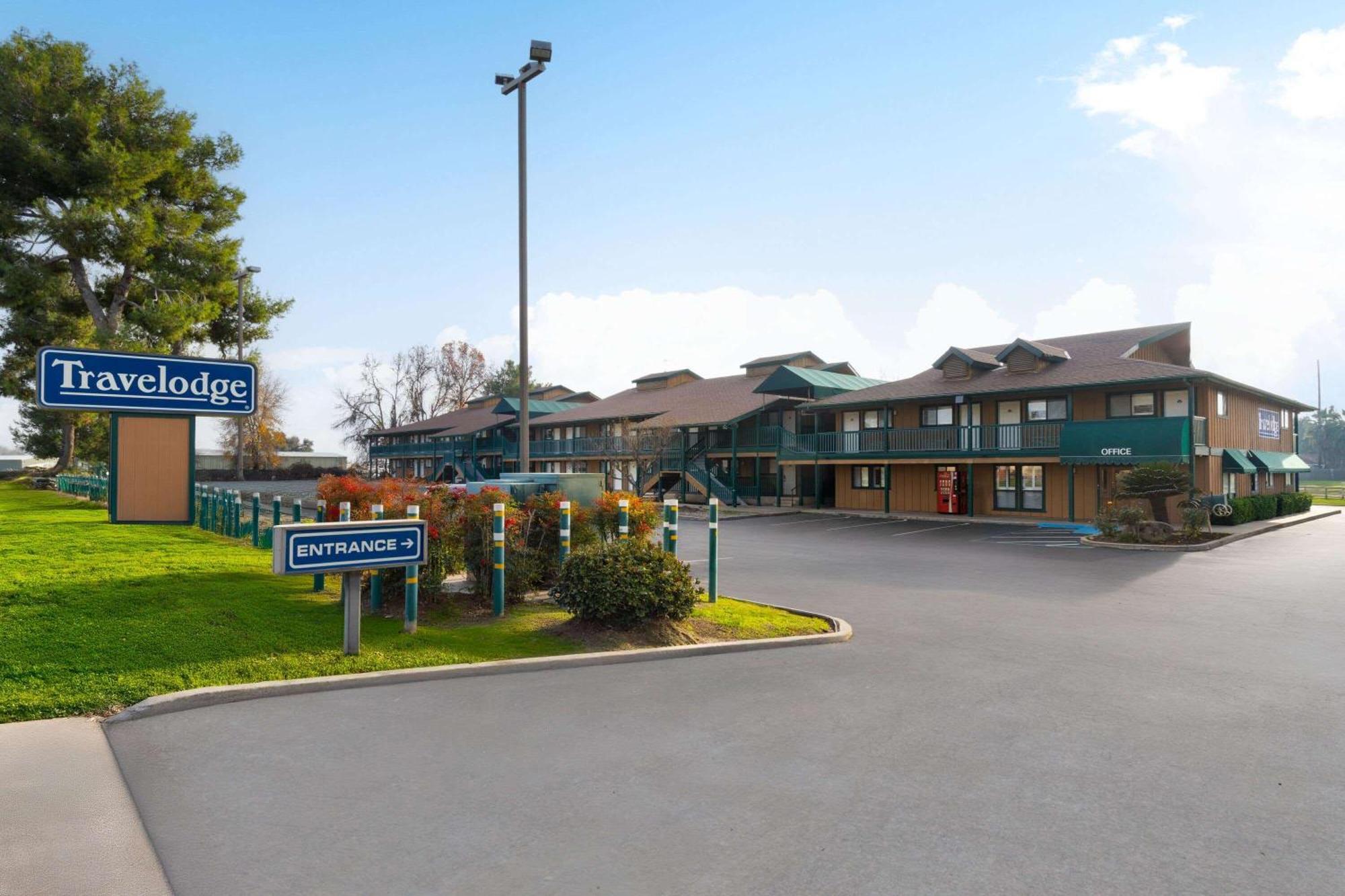 Travelodge By Wyndham Lemoore Near Naval Air Station Extérieur photo